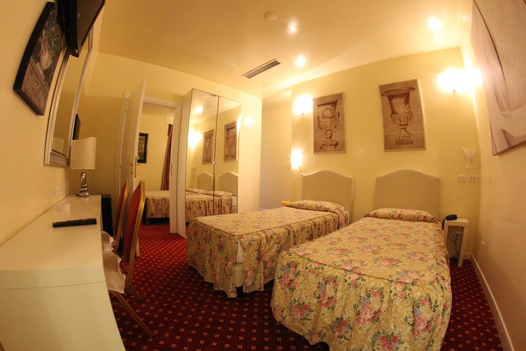 Europa Fiera Rho Hotel Quarto foto