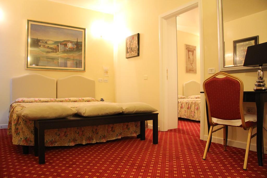 Europa Fiera Rho Hotel Quarto foto